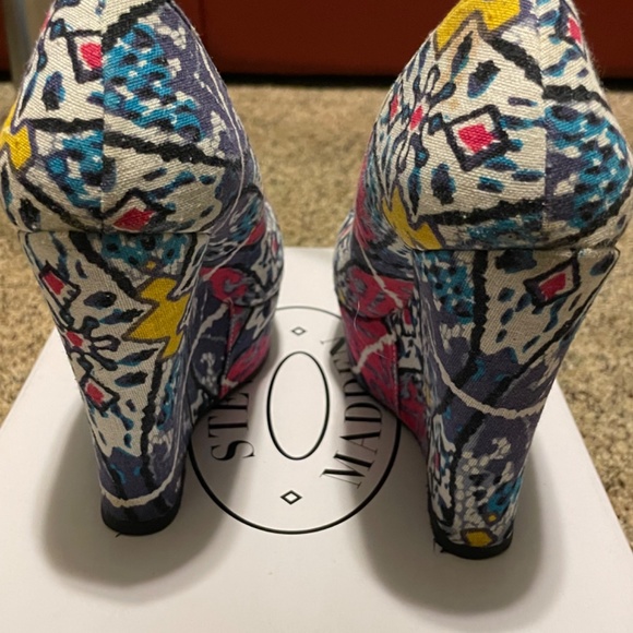 Steve Madden PAMMYY Wedges - Picture 4 of 6